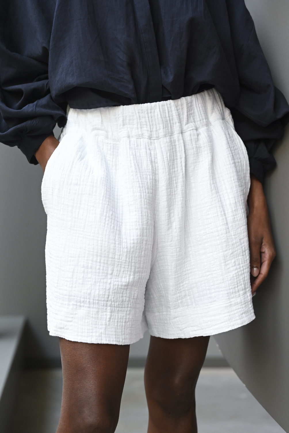 sea me happy moby shorts white